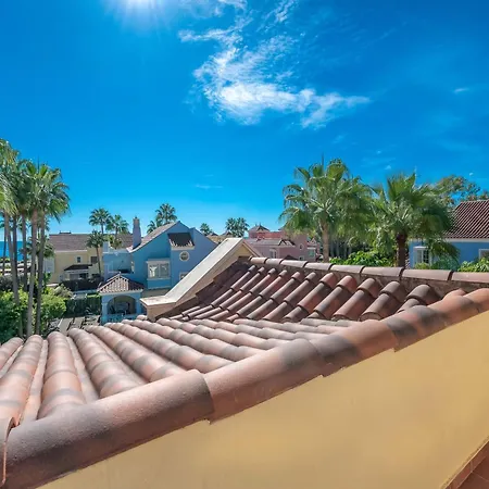 Villa Beachside With Heated Pool Marbella