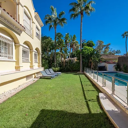 Villa Beachside With Heated Pool *